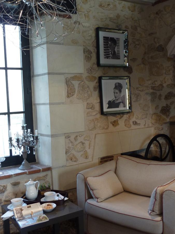Moulin De La Chevriere Bed & Breakfast Sache Exterior photo