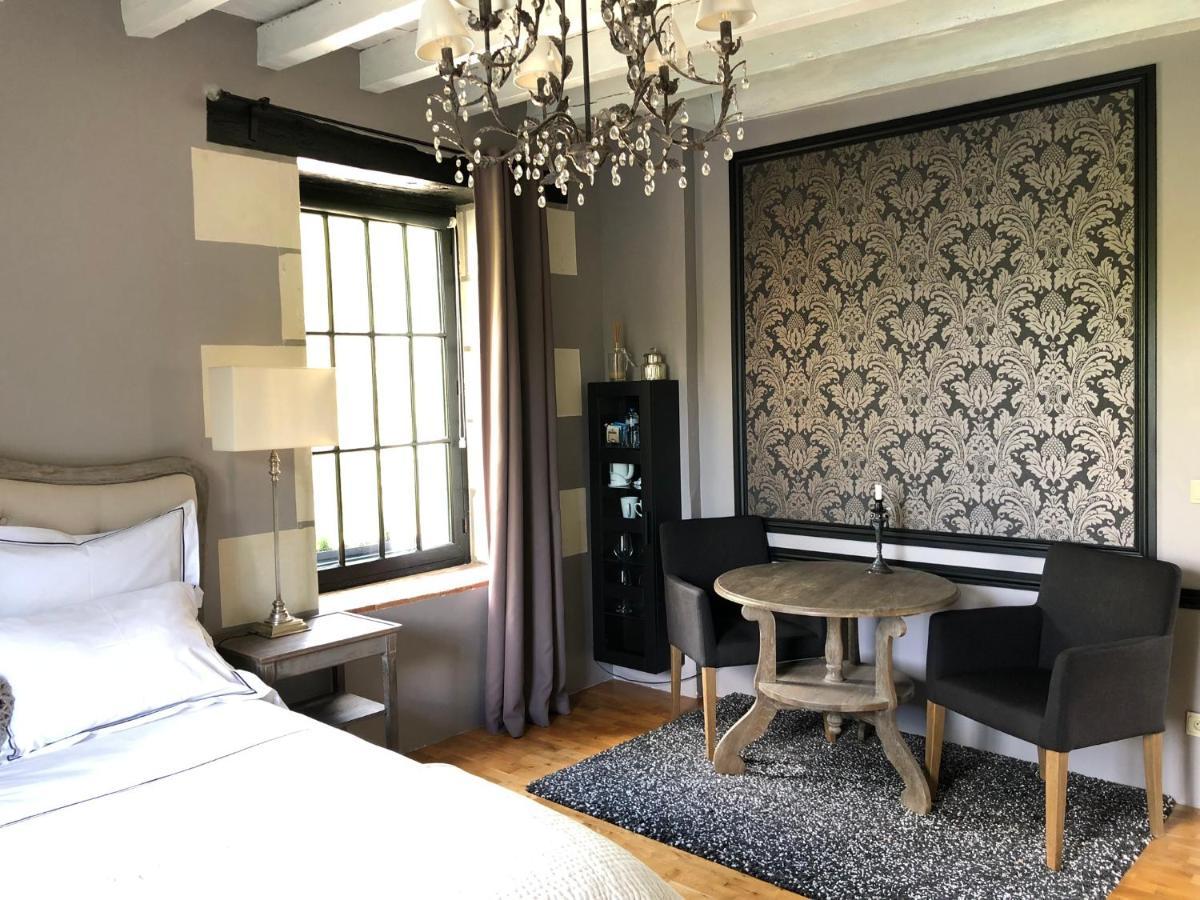 Moulin De La Chevriere Bed & Breakfast Sache Exterior photo